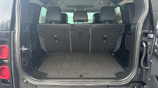 Land Rover Defender 2.0 D240 SE 110 5dr Auto Diesel Estate